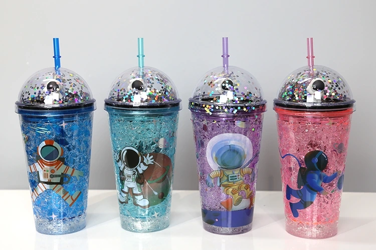 Sevimli Astronot Işıklı Pipetli Pullu Suluk & Bardak 400 Ml